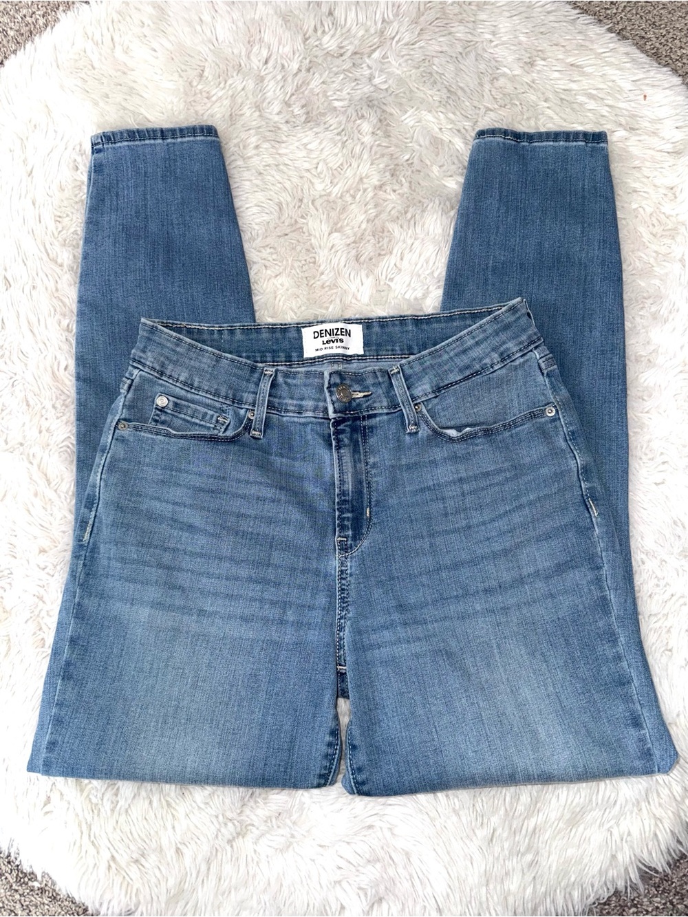 Levi's Denizen Women's Light Blue Mid Rise Skinny Jeans Size 8